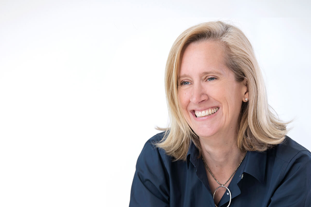 Betsy Armentrout Head Shot